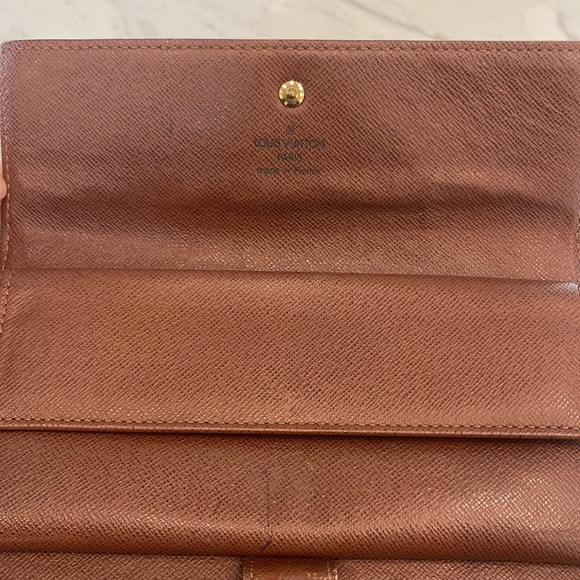 Louis Vuitton Monogram Wallet - Picture 3 of 16